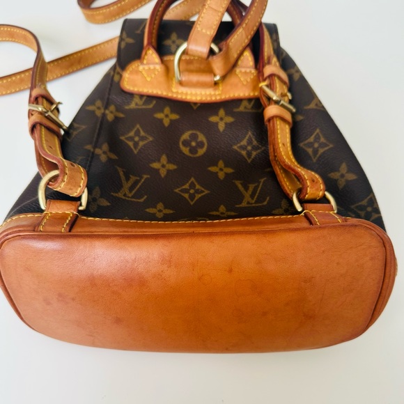 Mini LOUIS VUITTON Montsouris backpack. PM - Picture 8 of 14